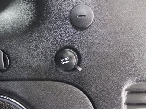 Used 2022 Jeep Grand Cherokee Limited w/ Trailer Tow Group IV image 16