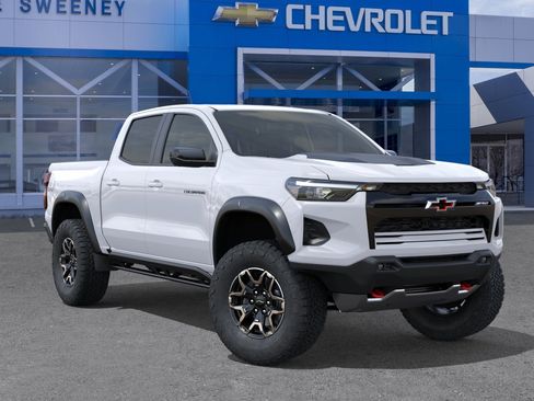 New 2026 Chevrolet Colorado ZR2 w/ Technology Package image 7