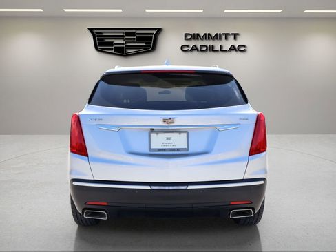 Used 2017 Cadillac XT5 Luxury w/ Driver Awareness Package FWD image 4