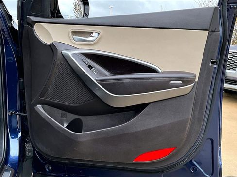 Used 2017 Hyundai Santa Fe Sport image 21