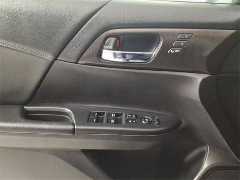 Used 2014 Honda Accord EX-L image 30