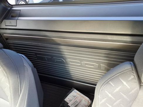 Used 2025 Toyota Tacoma SR w/ Towing Package image 5