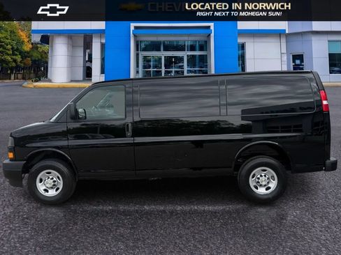 New 2026 Chevrolet Express 2500 RWD image 8