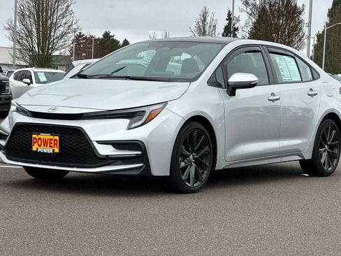 Used 2023 Toyota Corolla XSE image 8