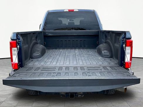 Used 2019 Ford F250 XL w/ STX Appearance Package AWD/4WD image 18