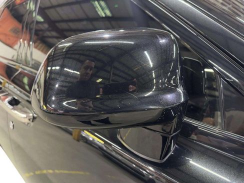 Used 2015 Rolls-Royce Ghost image 21