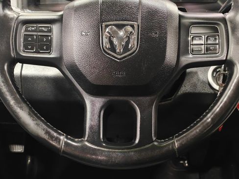 Used 2018 RAM 2500 Big Horn AWD/4WD image 5