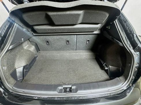 Used 2020 Nissan Rogue Sport S image 22