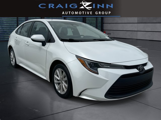 Used 2023 Toyota Corolla LE w/ LE Premium Package FWD image 1