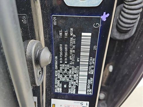 Used 2021 Lexus GX 460 Premium image 25