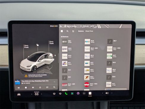 Used 2023 Tesla Model 3 Standard Range image 17