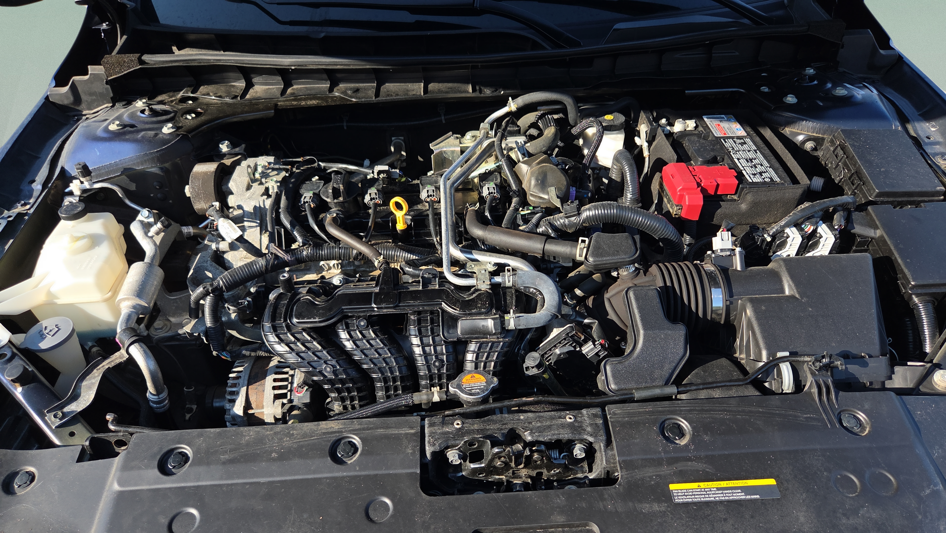 Used 2024 Nissan Altima 2.5 SR FWD image 16