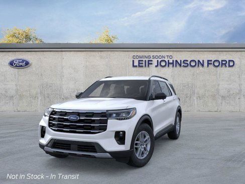 New 2026 Ford Explorer Active w/ Active Comfort Package RWD image 2