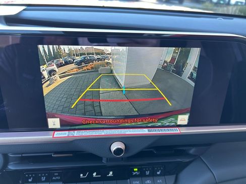 New 2026 Toyota Crown Signia XLE image 20