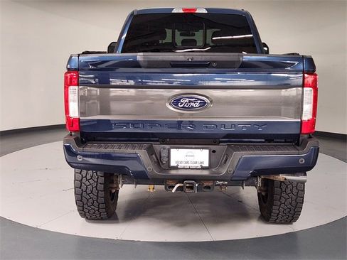 Used 2017 Ford F250 Lariat w/ Chrome Package image 9