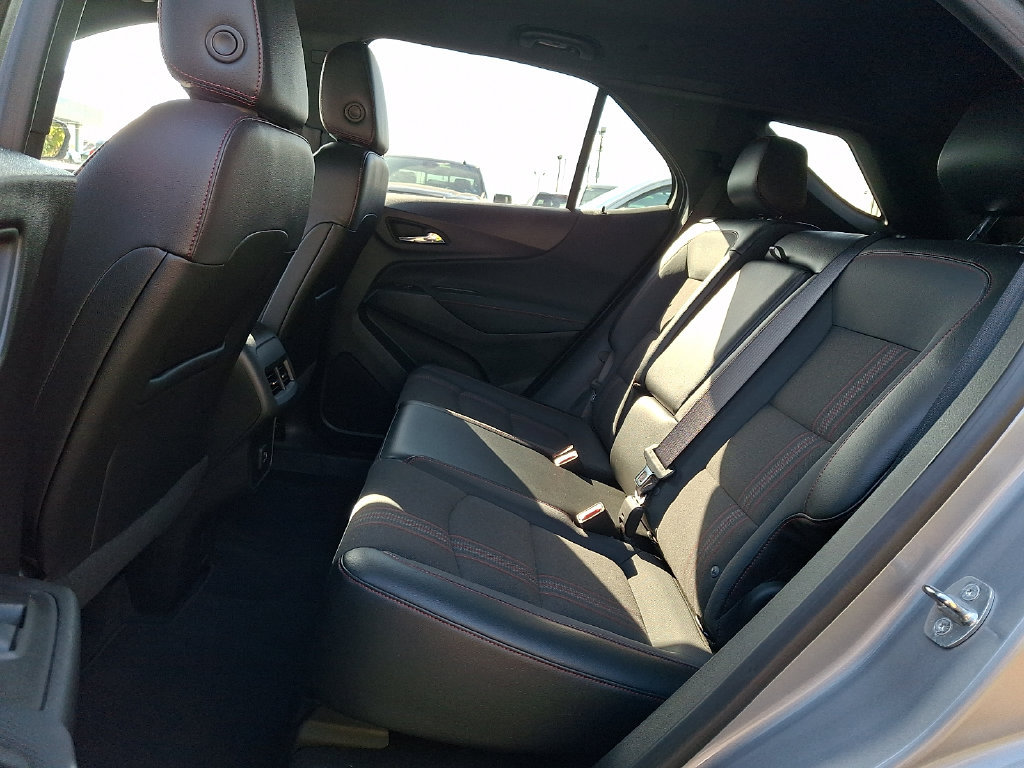 Certified 2023 Chevrolet Equinox RS AWD/4WD image 10