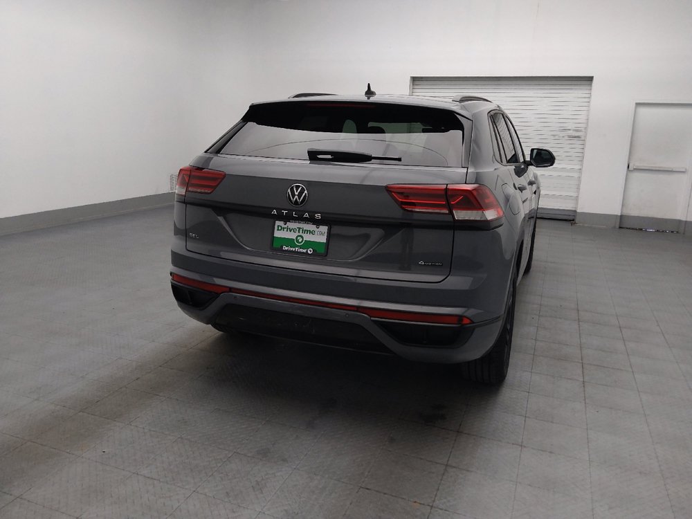 Used 2023 Volkswagen Atlas Cross Sport SEL R-Line AWD/4WD image 7