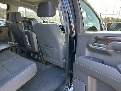 Used 2022 GMC Sierra 1500 Elevation image 13