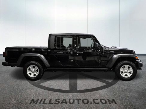 Used 2020 Jeep Gladiator Sport w/ Quick Order Package 24S image 9