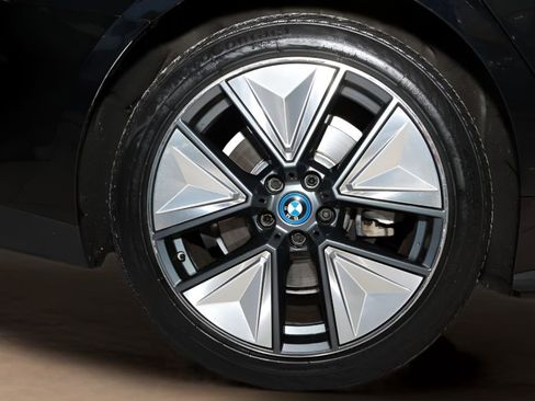 Used 2022 BMW i4 eDrive40 image 46