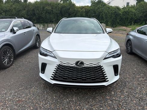 Used 2025 Lexus RX 350 w/ Convenience Package AWD/4WD image 2