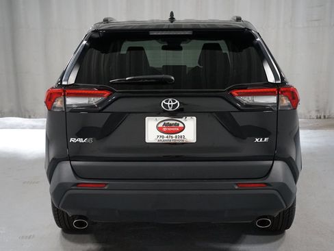 Used 2025 Toyota RAV4 XLE FWD image 7
