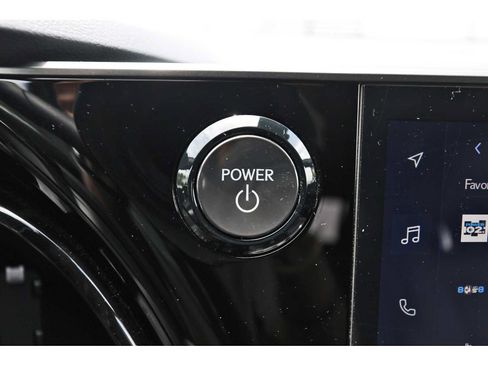 Used 2025 Lexus RX 450h AWD w/ Luxury Package image 26