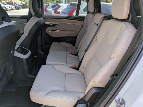 New 2026 Volvo XC90 T8 Plus w/ Protection Package Premier AWD/4WD image 15