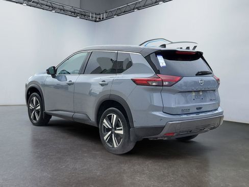 Used 2025 Nissan Rogue SL w/ SL Premium Package AWD/4WD image 5