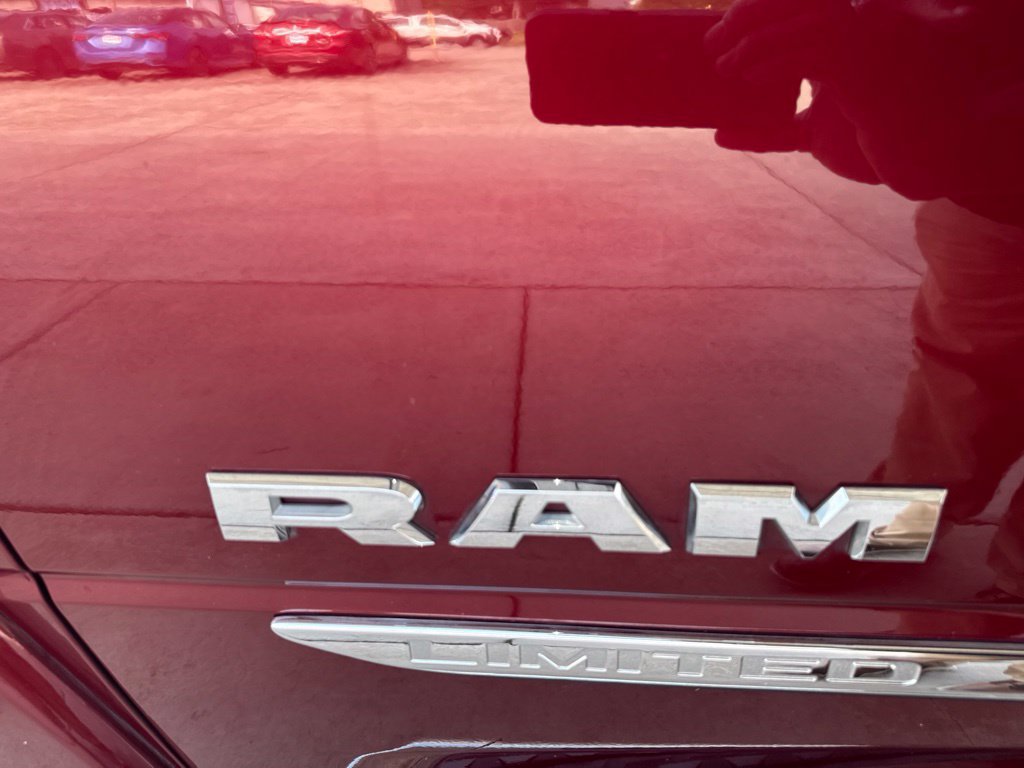 Used 2023 RAM 2500 Limited AWD/4WD image 32