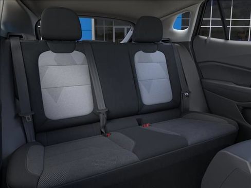 New 2026 Chevrolet Trax LS w/ LS Convenience Package FWD image 17