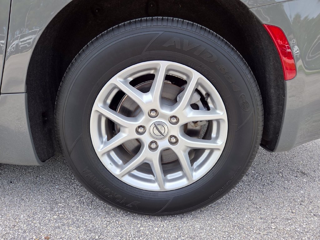 Used 2025 Chrysler Pacifica Select FWD image 22