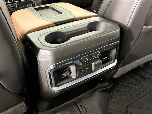 Used 2021 Chevrolet Silverado 3500 High Country AWD/4WD image 10