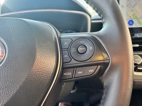 Used 2026 Toyota Corolla Cross XLE w/ Convenience Package FWD image 17