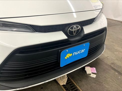 Used 2023 Toyota Corolla LE image 30