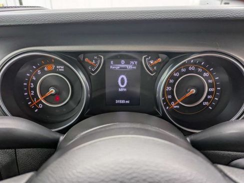 Used 2023 Jeep Wrangler Sport AWD/4WD image 29