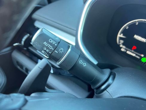 Used 2023 Acura MDX SH-AWD image 29