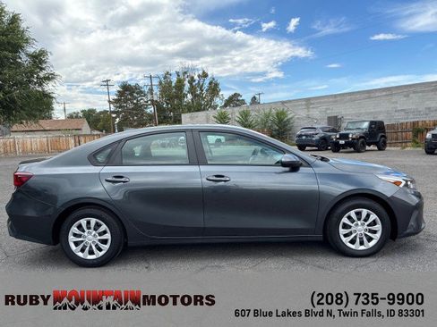 Used 2023 Kia Forte LX FWD image 8