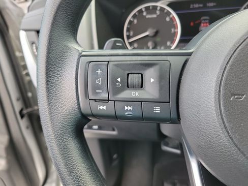 Used 2024 Nissan Rogue SV AWD/4WD image 23