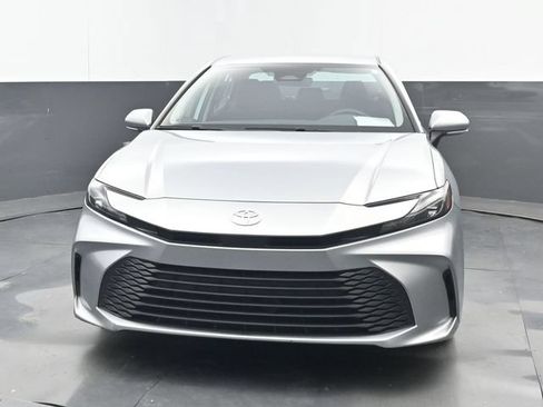 Used 2025 Toyota Camry LE w/ Convenience Package FWD image 21