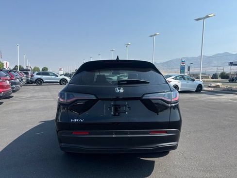 Used 2025 Honda HR-V LX image 5