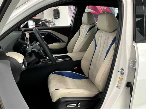 Used 2025 Acura ADX A-Spec image 10