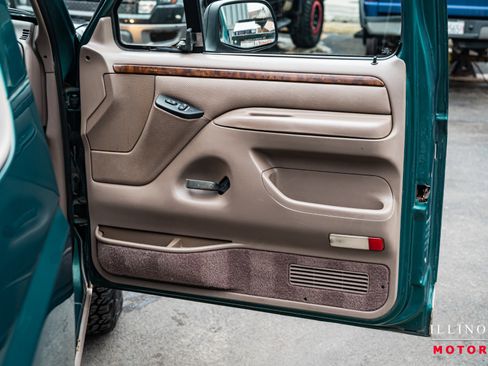 Used 1996 Ford Bronco Eddie Bauer image 34