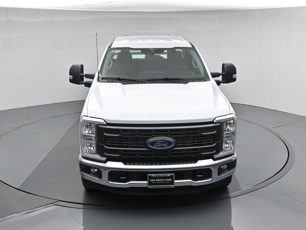 New 2026 Ford F350 XL w/ XL Chrome Package RWD image 35