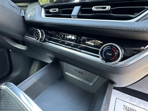 New 2026 Chevrolet Equinox LT image 12