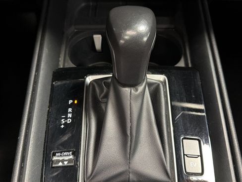 Used 2025 MAZDA CX-50 AWD 2.5 Hybrid w/ Premium Pkg image 39