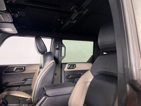 Used 2024 Ford Bronco Wildtrak AWD/4WD image 21