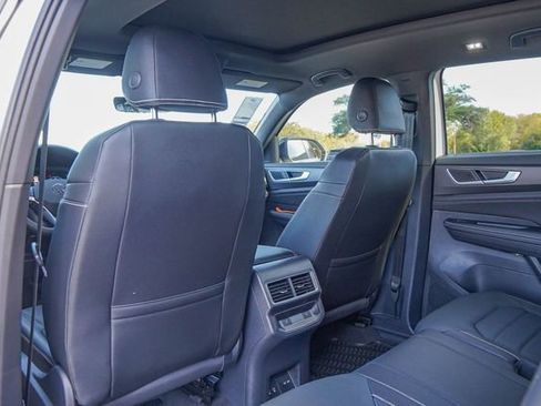 New 2026 Volkswagen Atlas Cross Sport SEL R-Line image 21