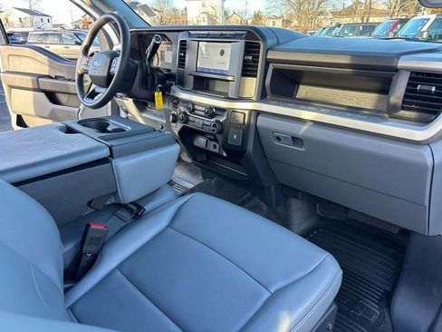Used 2023 Ford F250 XL image 15