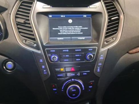Used 2019 Hyundai Santa Fe XL SE w/ SE Premium Package 02 AWD/4WD image 6